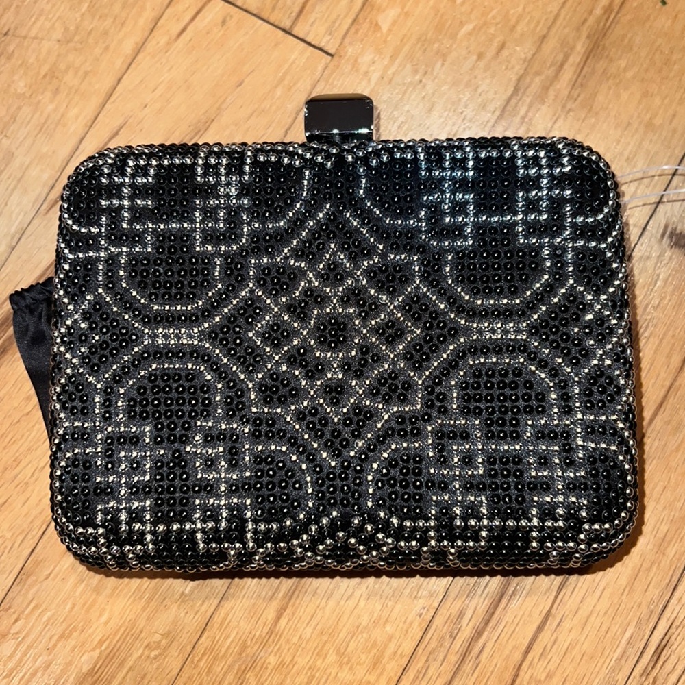 New INC Clutch